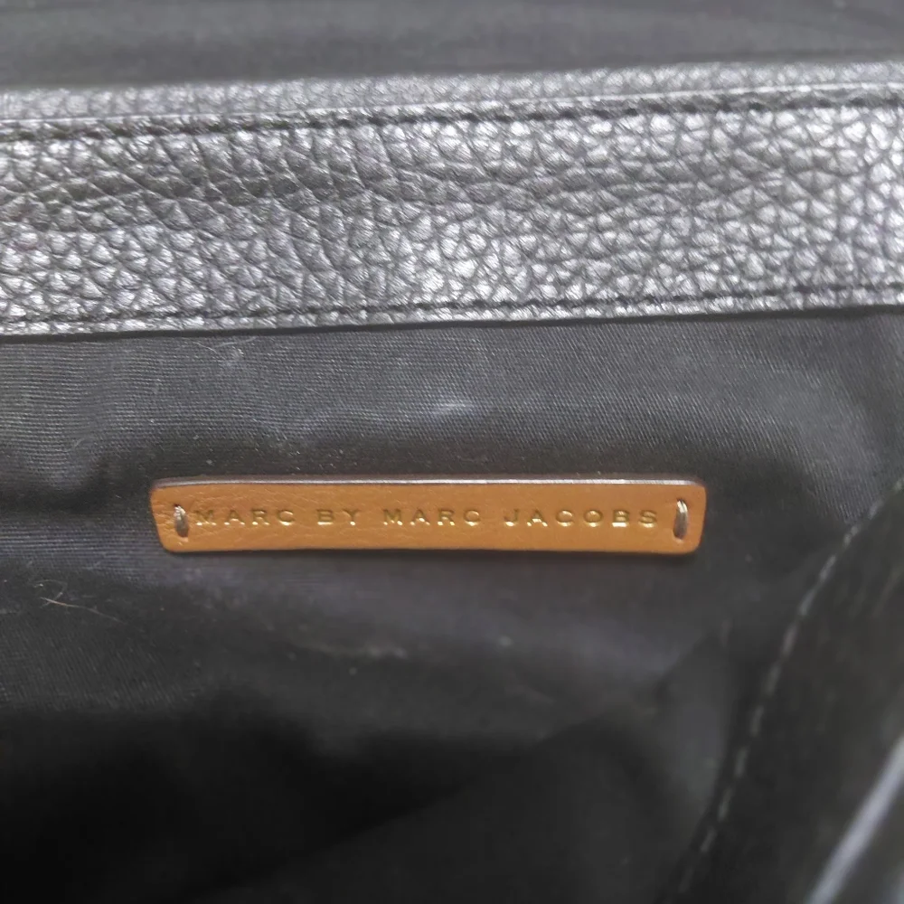 Marc Jacobs Black Pebbled Leather Crossbody Sadle Bag - Picture 8 of 12